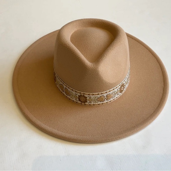 Accessories - Women Wide Brim Hat Western Cowgirl With Lace Design